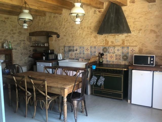 Domaine De La Source Villa Castels Buitenkant foto